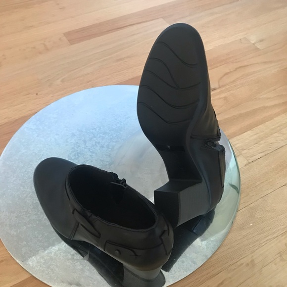 Clarks leather boot - Picture 4 of 9